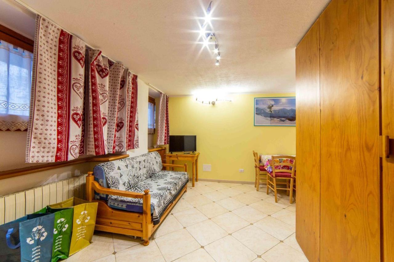 Cervinia Apartment Брей-Червінія Екстер'єр фото