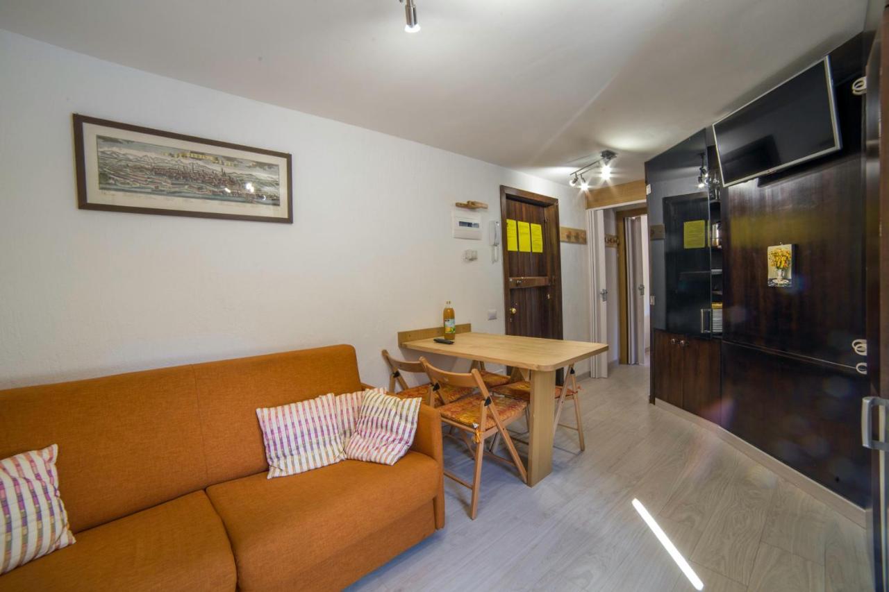 Cervinia Apartment Брей-Червінія Екстер'єр фото